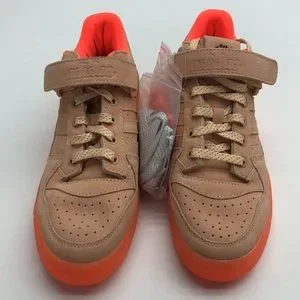 adidas Shoes New Vic Lloyd X Adidas Forum Low Chicago Works